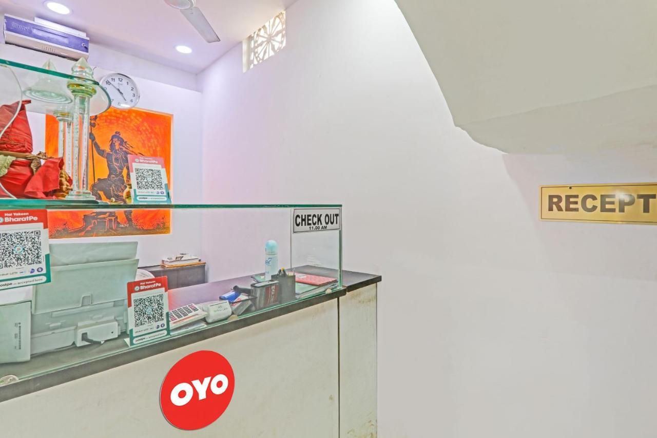 Oyo Flagship 81064 Chaudhary In Hotel Gorakhpur Kültér fotó