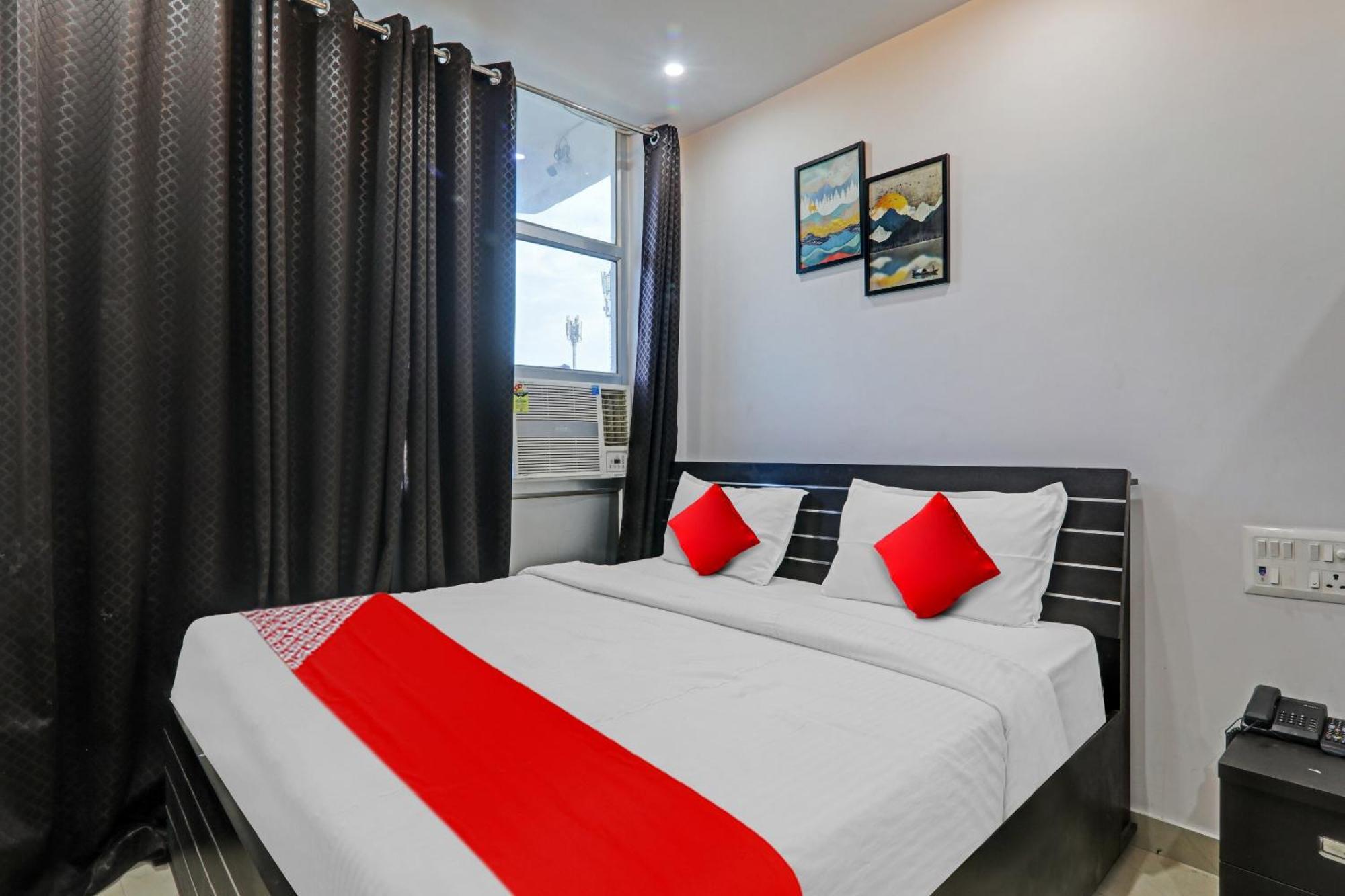 Oyo Flagship 81064 Chaudhary In Hotel Gorakhpur Kültér fotó